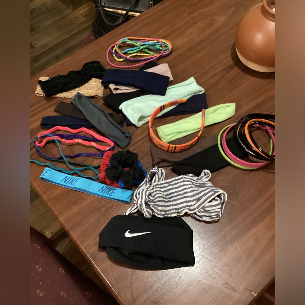 Nike Athletic Headband Under Armour lot Clean and sanitized. Various lot of 38